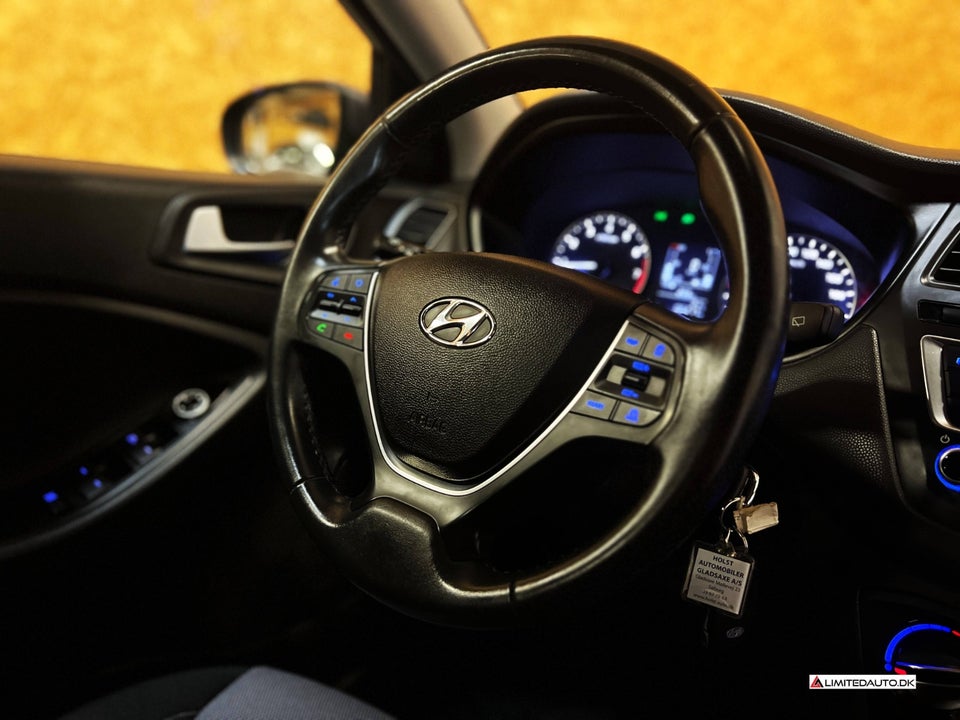 Hyundai i20 1,25 Passion 5d