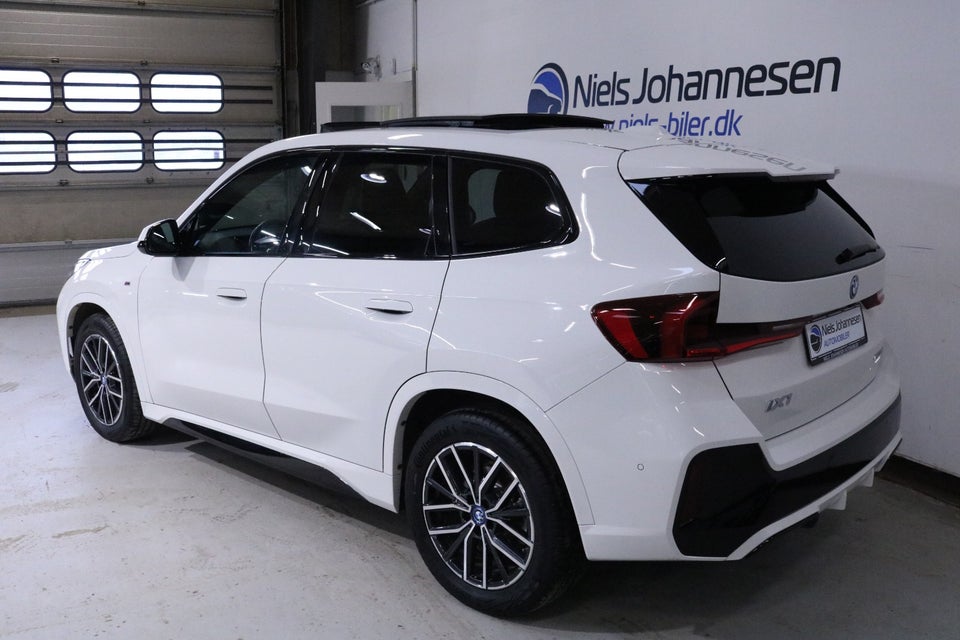 BMW iX1 eDrive20 M-Sport 5d