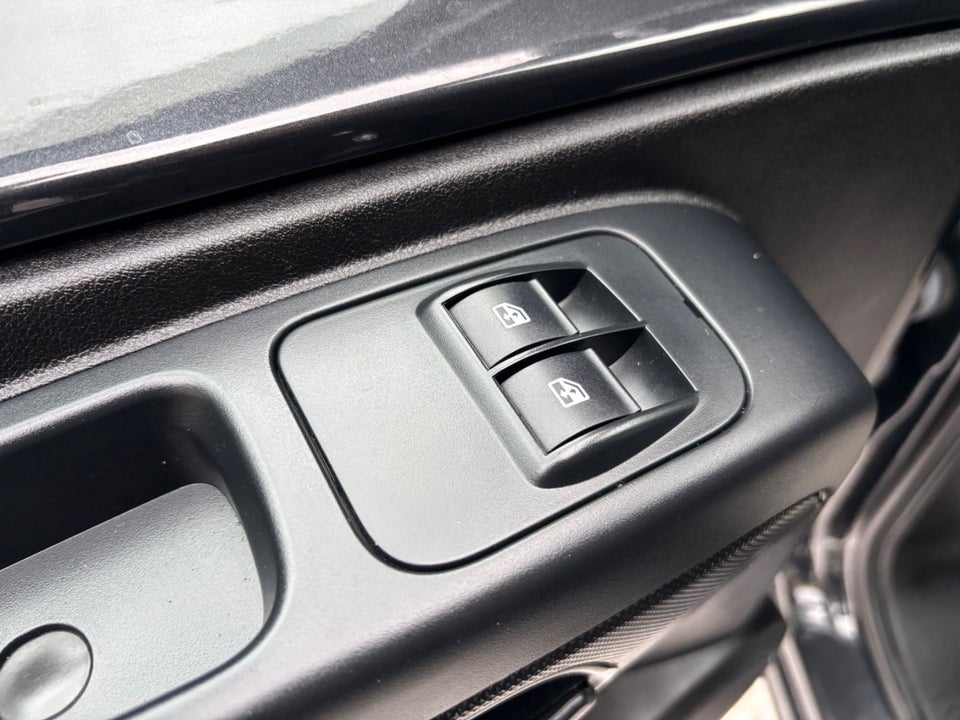 Fiat Fiorino 1,3 MJT 80 Professional MTA Van 5d