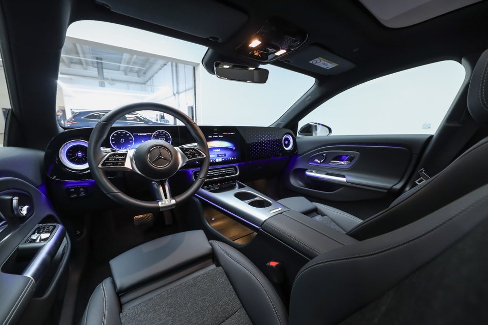 Mercedes CLA250+ EQ Progressive Advance Plus 4d