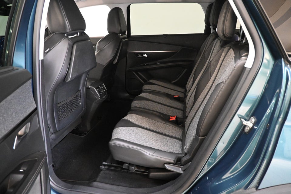 Peugeot 5008 1,5 BlueHDi 130 Allure Pack 7prs 5d
