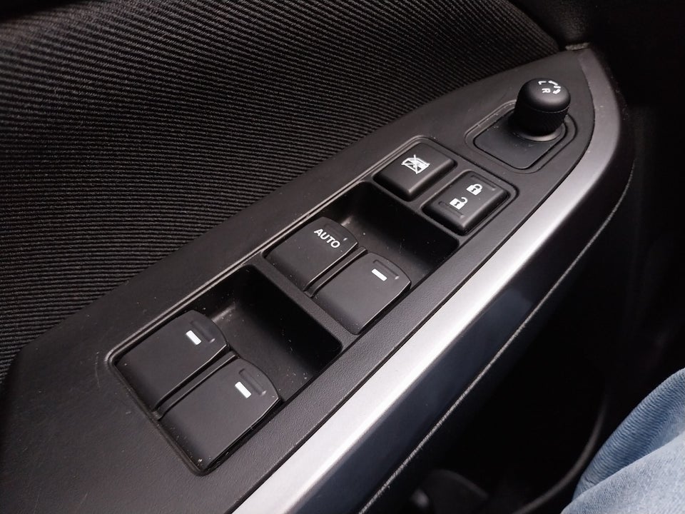 Suzuki Vitara 1,4 mHybrid Active 5d