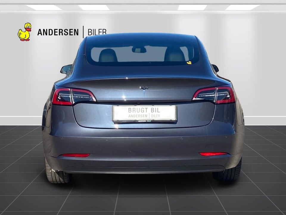 Tesla Model 3 Long Range AWD 4d