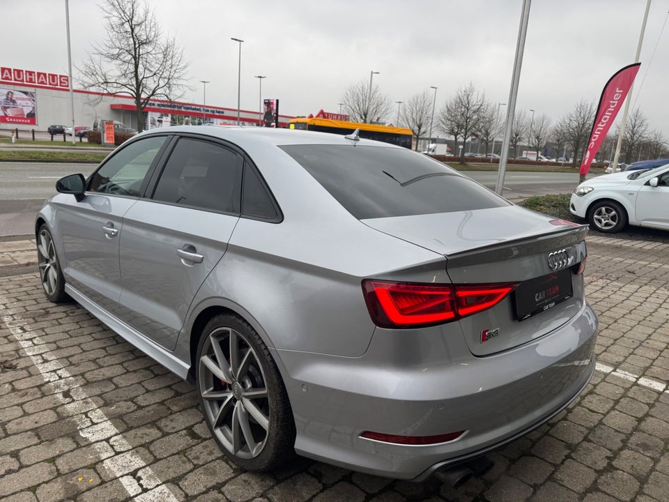 Audi S3 2,0 TFSi quattro 4d
