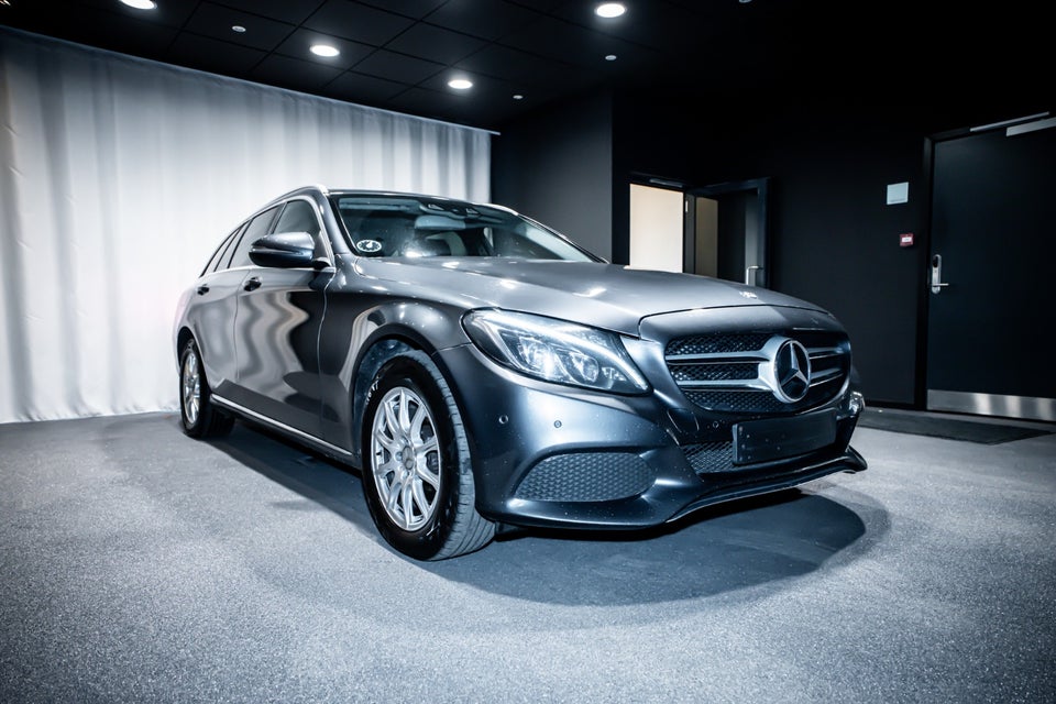 Mercedes C220 d 2,2 Avantgarde stc. aut. 5d
