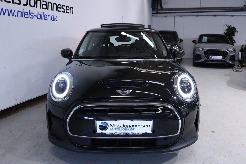 MINI Cooper SE Edition Premium Plus 3d