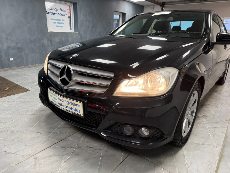 Mercedes C180 1,6 aut. BE 4d