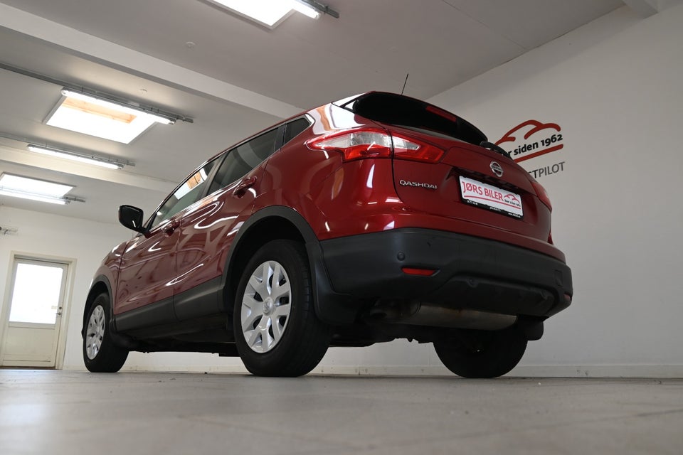 Nissan Qashqai 1,2 Dig-T 115 Visia City 5d