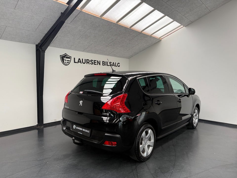 Peugeot 3008 1,6 HDi 112 Premium+ 5d