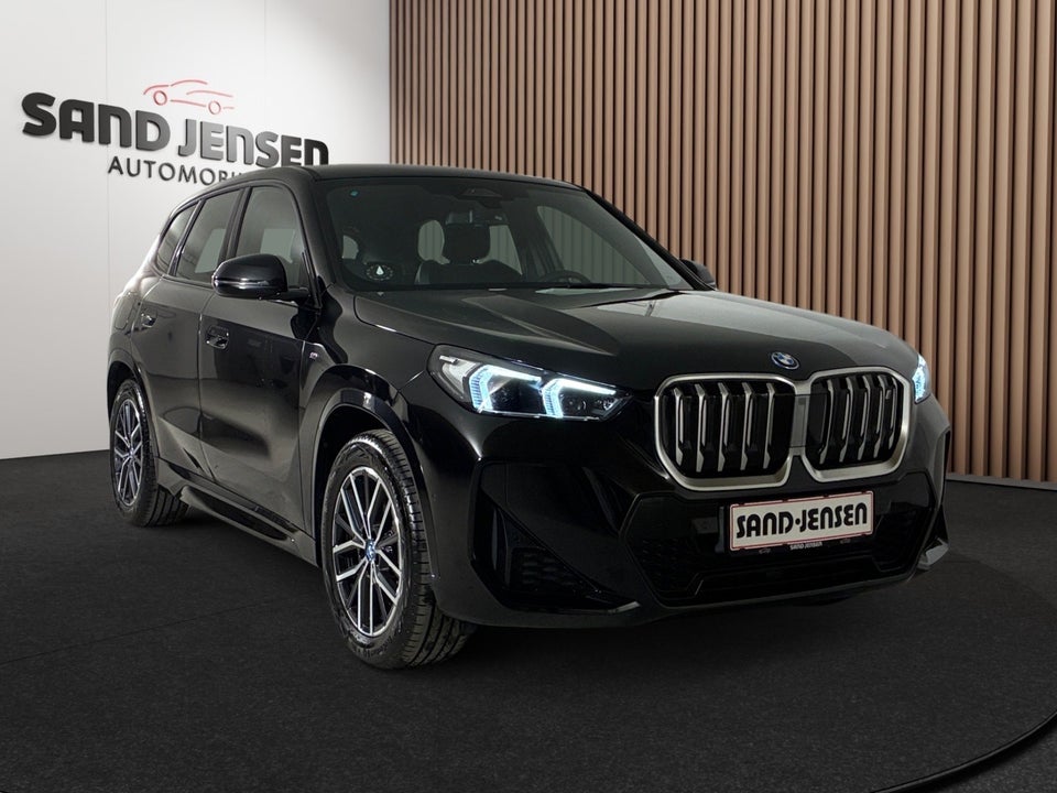 BMW iX1 xDrive30 M-Sport Premium 5d