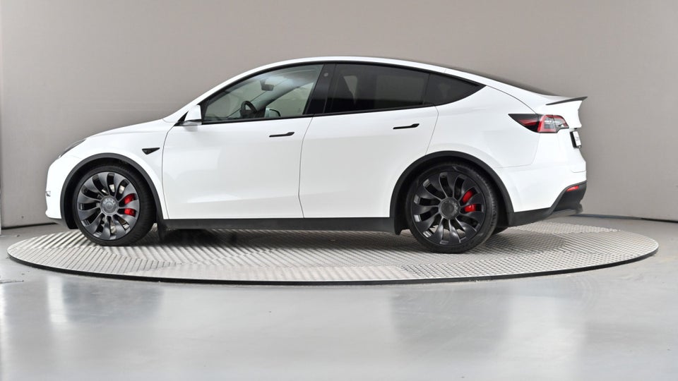 Tesla Model Y Performance AWD 5d