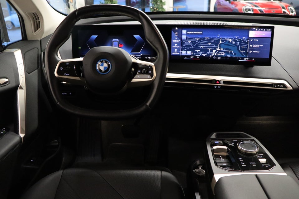 BMW iX xDrive40 Sport 5d
