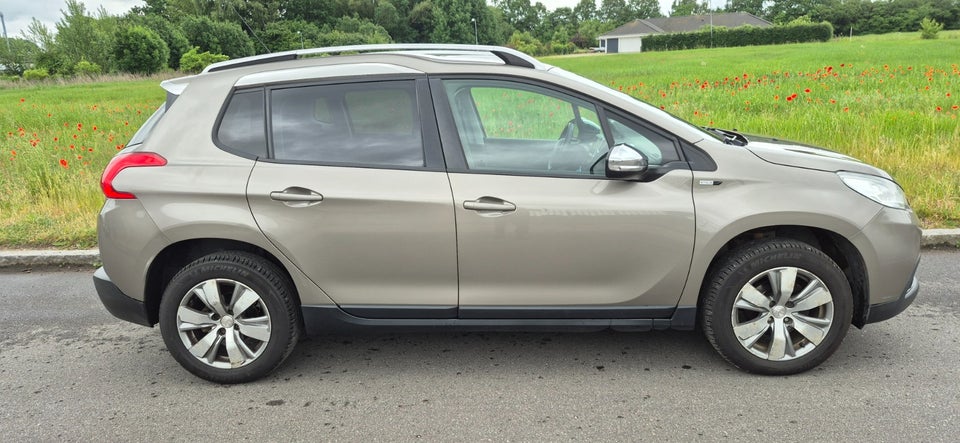 Peugeot 2008 1,2 VTi 82 Allure 5d