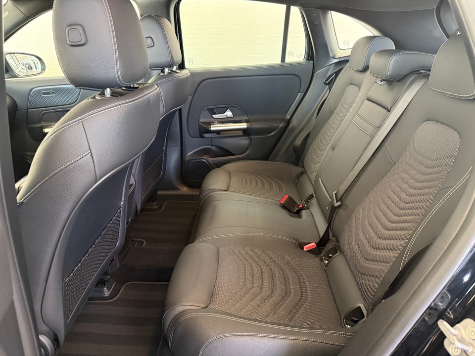 Mercedes EQA250 Progressive 5d