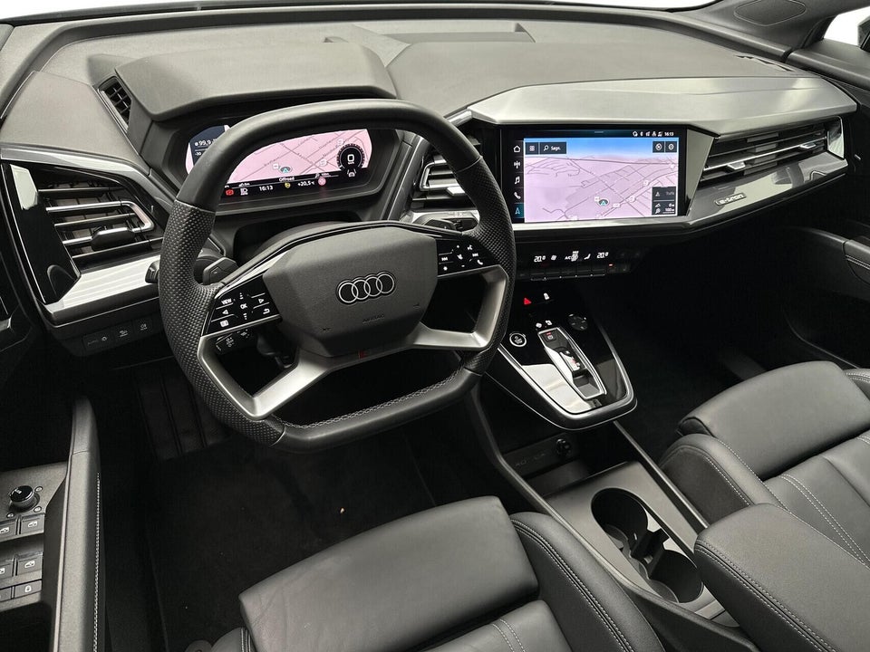 Audi Q4 e-tron 40 S-line 5d