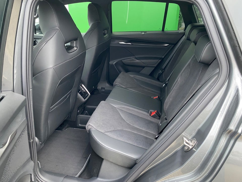 Skoda Elroq 85 iV Sportline 5d