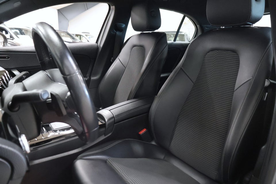 Mercedes A200 1,3 Progressive Line aut. 5d