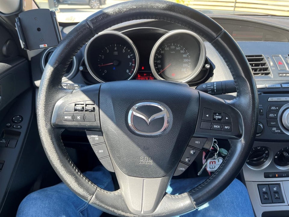 Mazda 3 1,6 Advance 5d