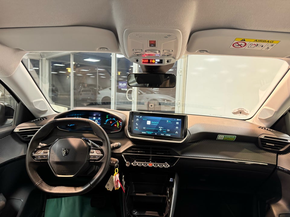 Peugeot e-208 50 Style 5d