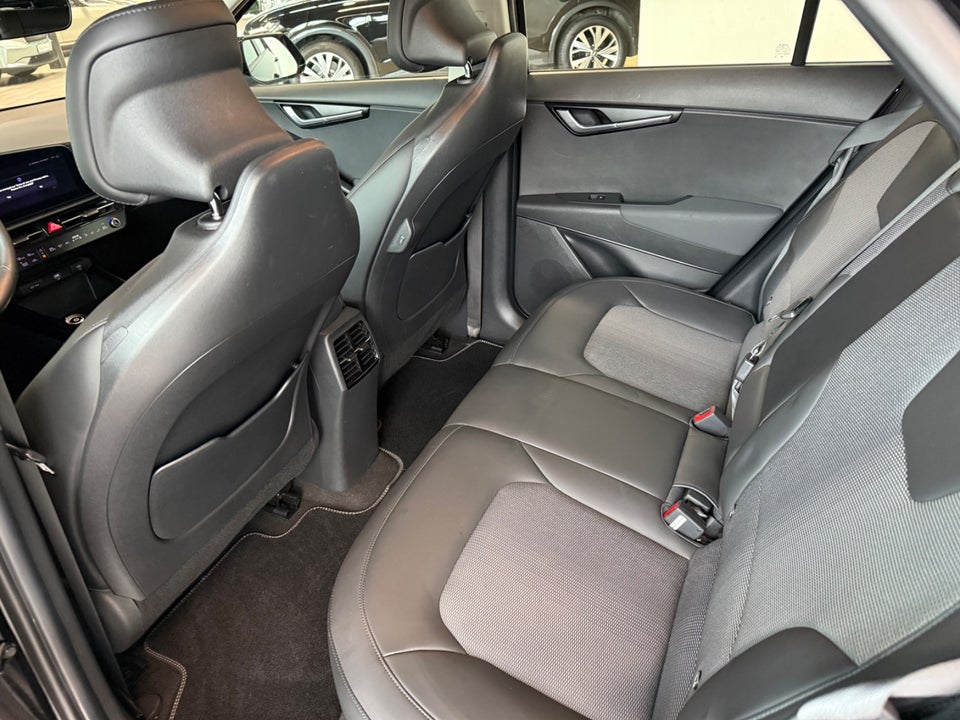 Kia Niro 64 EV 5d