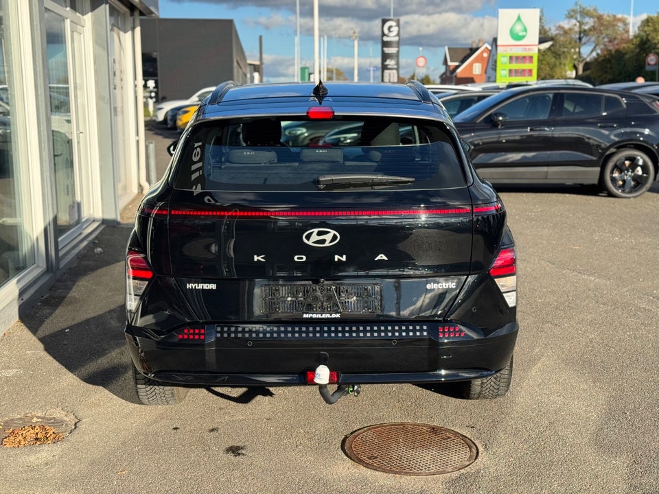 Hyundai Kona 65 EV Essential 5d