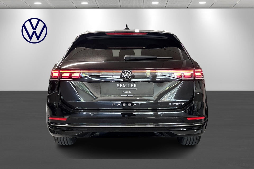 VW Passat 1,5 eHybrid Elegance Variant DSG 5d