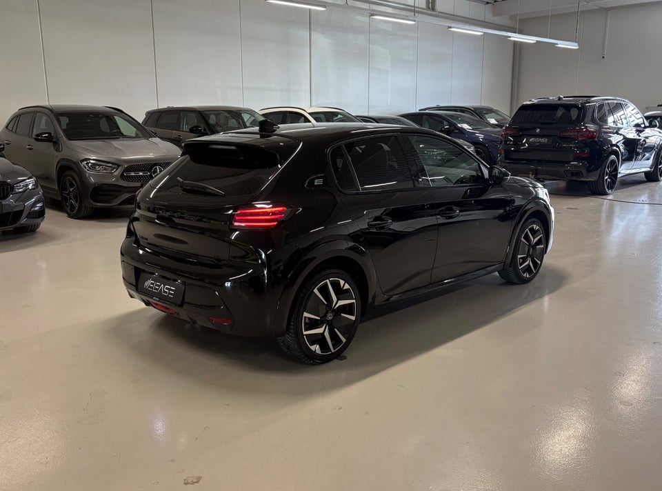 Peugeot e-208 54 GT 5d