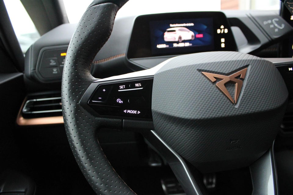 Cupra Born 58 Dinamica Pack High 5d