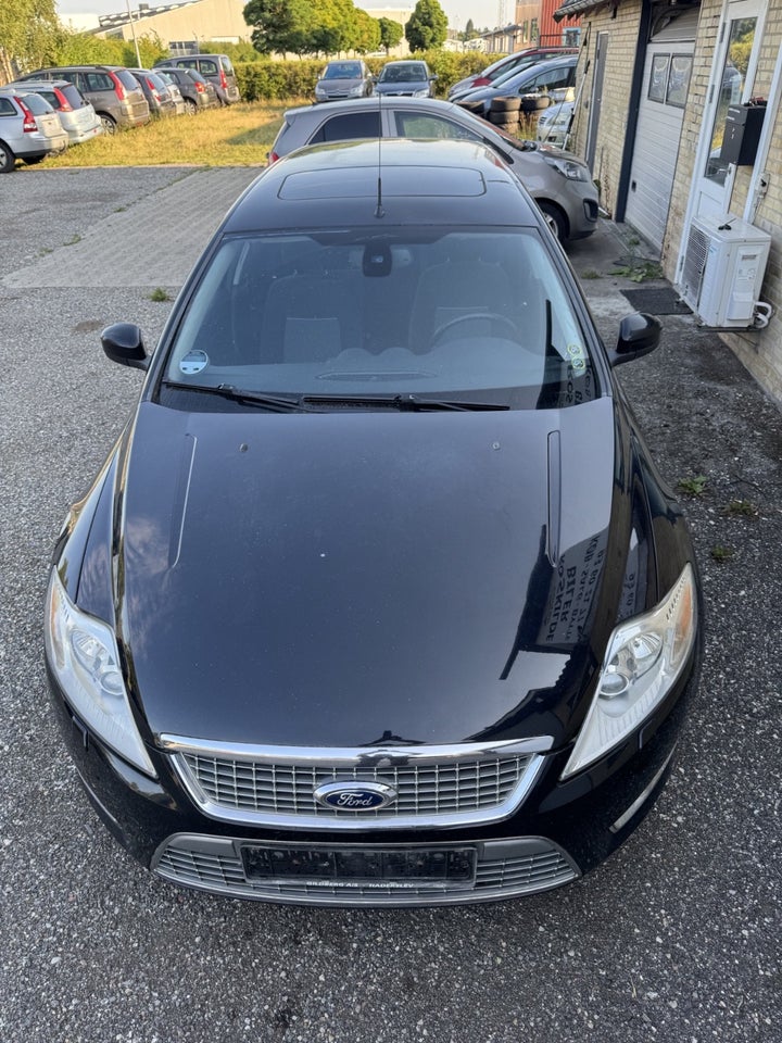 Ford Mondeo 2,0 TDCi 115 Titanium stc. 5d