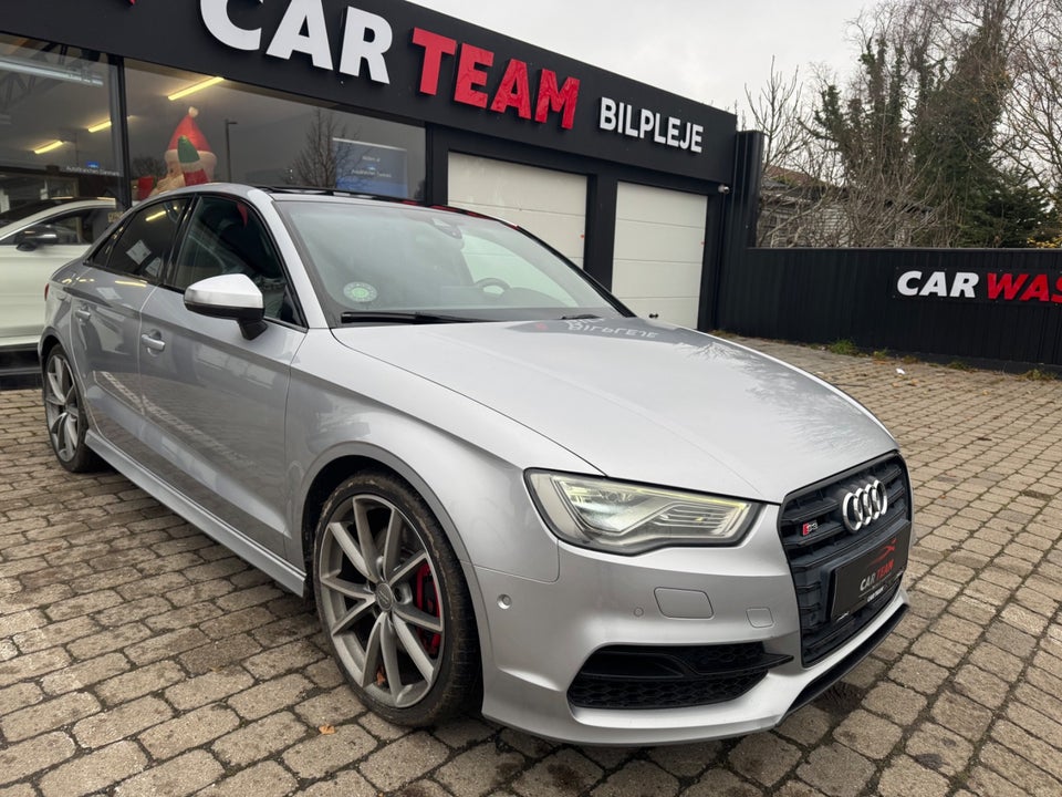 Audi S3 2,0 TFSi quattro 4d