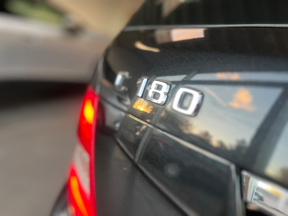 Mercedes C180 1,8 Elegance stc. BE 5d