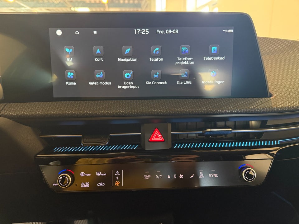 Kia EV6 77 Long Range Access 5d