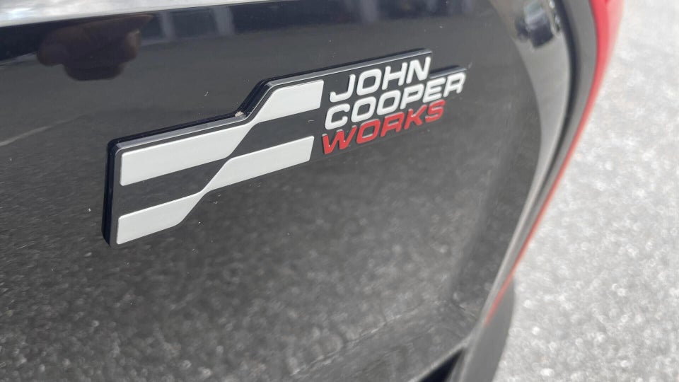 MINI Cooper E JCW Trim XL 3d