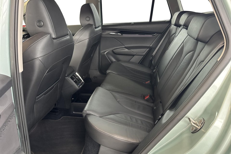 Skoda Enyaq 80 iV Suite 5d