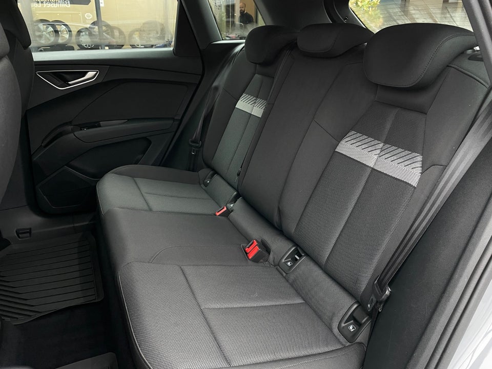 Audi Q4 e-tron 40 Proline Advanced 5d