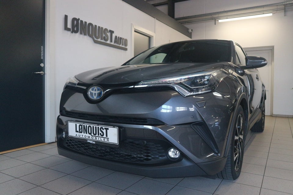 Toyota C-HR 1,8 Hybrid Premium Selected CVT 5d