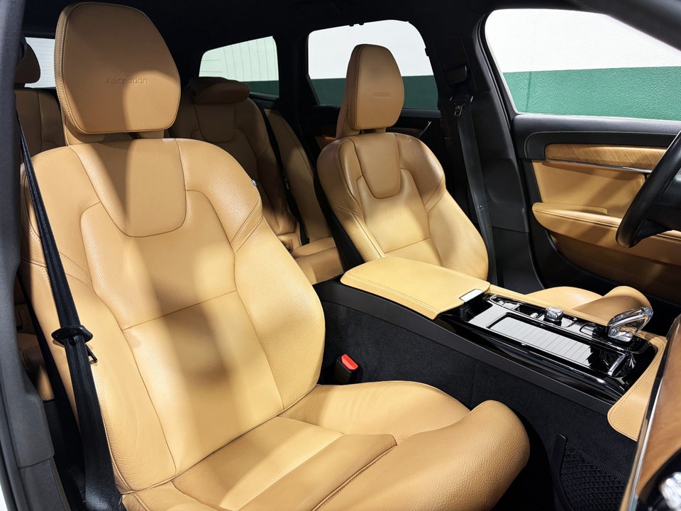 Volvo V90 2,0 T8 ReCharge Inscription aut. AWD 5d