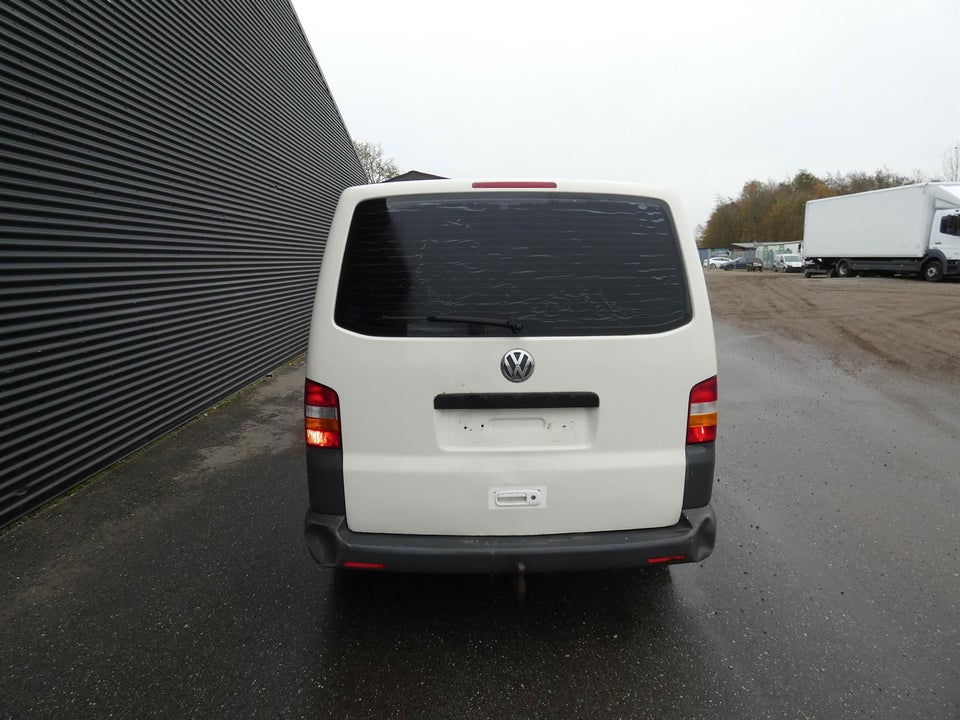 VW Transporter 1,9 TDi 102 lang 5d