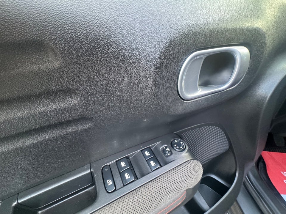 Citroën C3 Aircross 1,6 BlueHDi 100 Iconic 5d