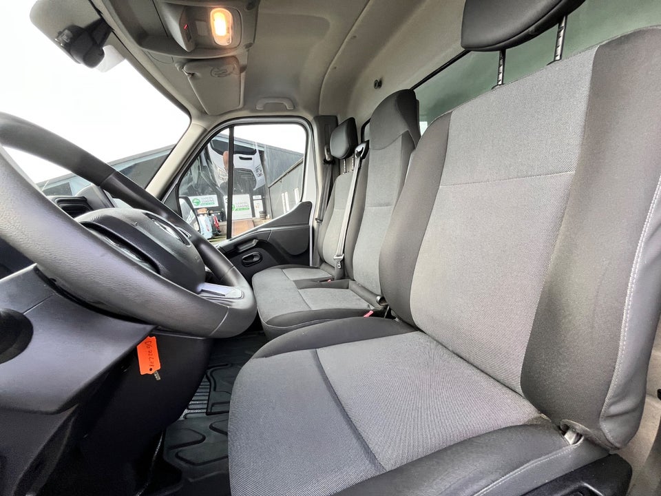 Renault Master IV T35 2,3 dCi 135 L3 Chassis