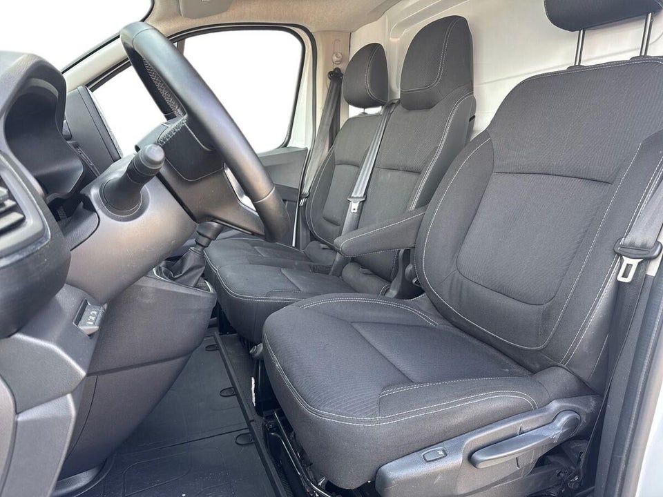 Nissan Primastar 2,0 dCi 150 L2H1 Tekna Van