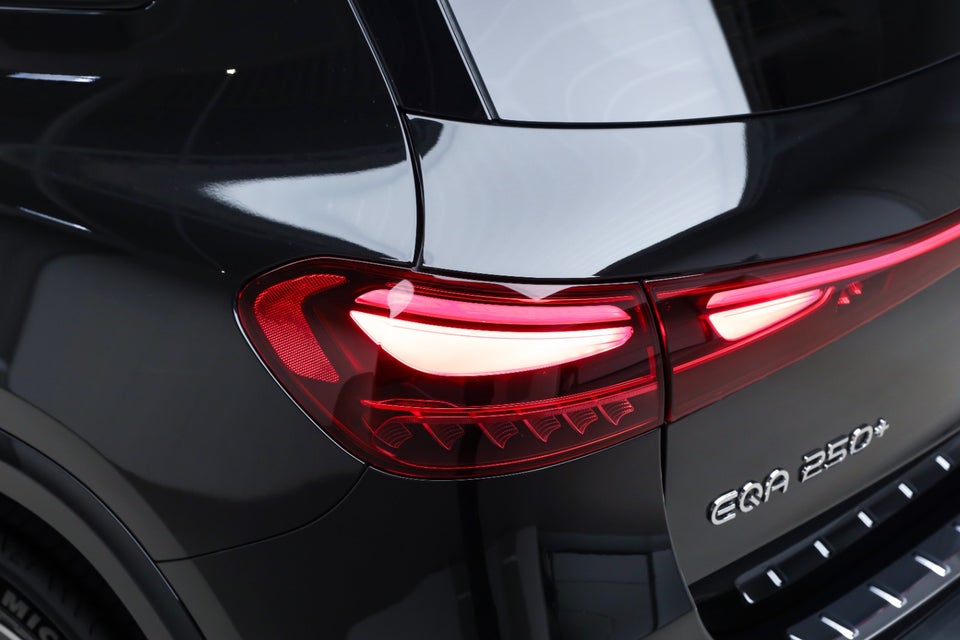 Mercedes EQA250+ AMG Premium 5d