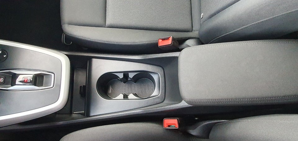 Audi Q4 e-tron 40 Attitude 5d