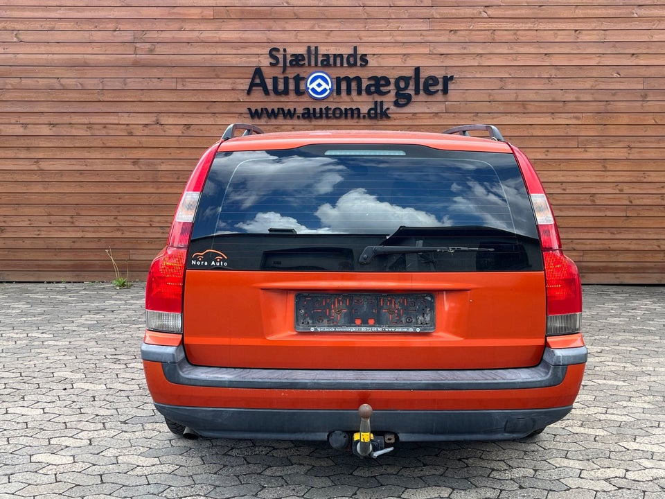 Volvo V70 2,4  5d