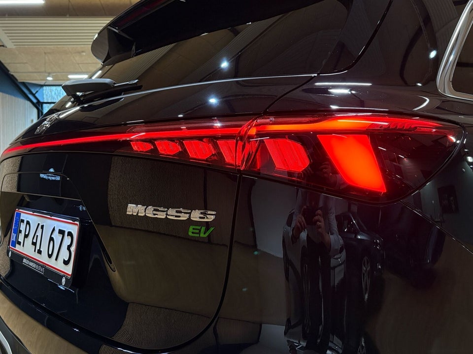 MG MGS6 77 Luxury AWD 5d