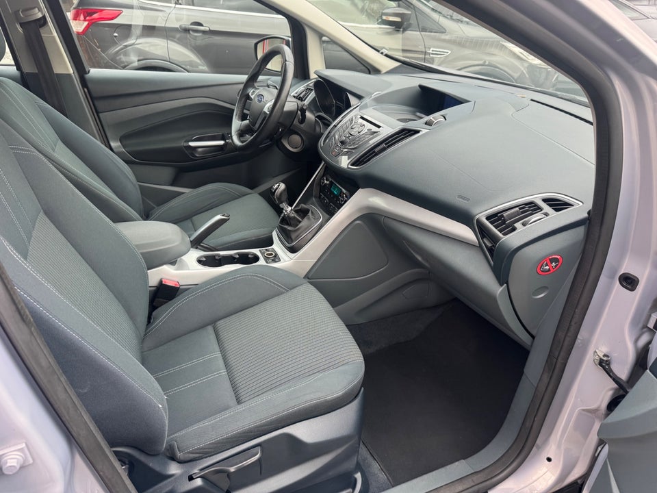 Ford C-MAX 1,6 TDCi 115 Titanium 5d