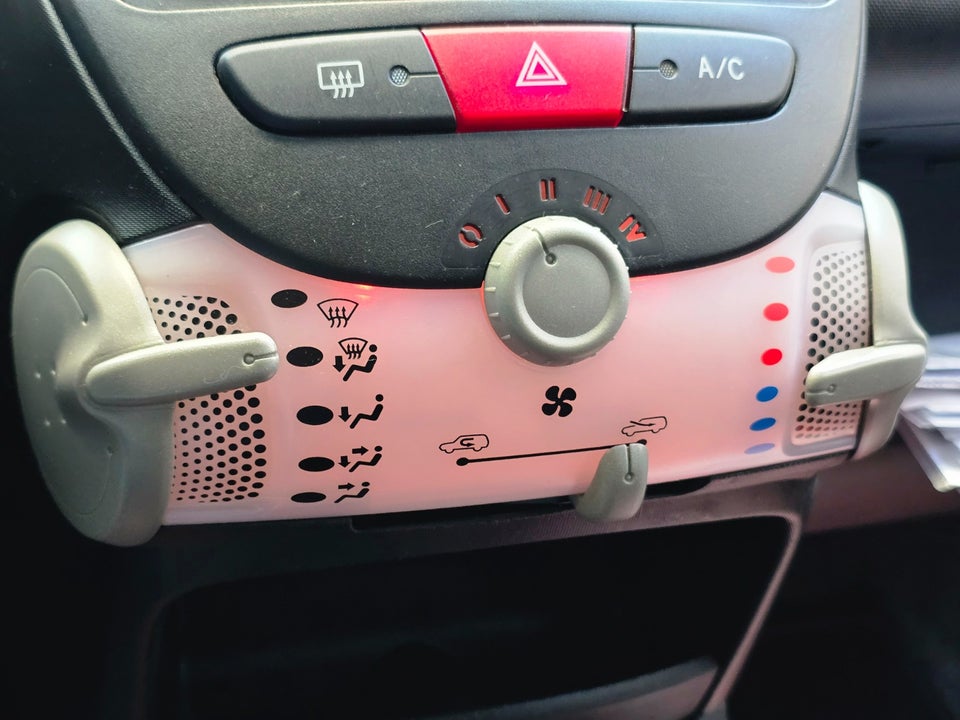 Citroën C1 1,0i Prestige 5d