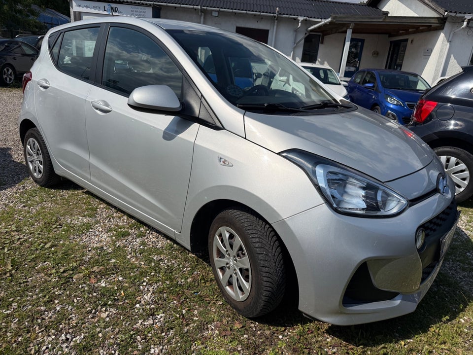 Hyundai i10 1,0 Touch 5d