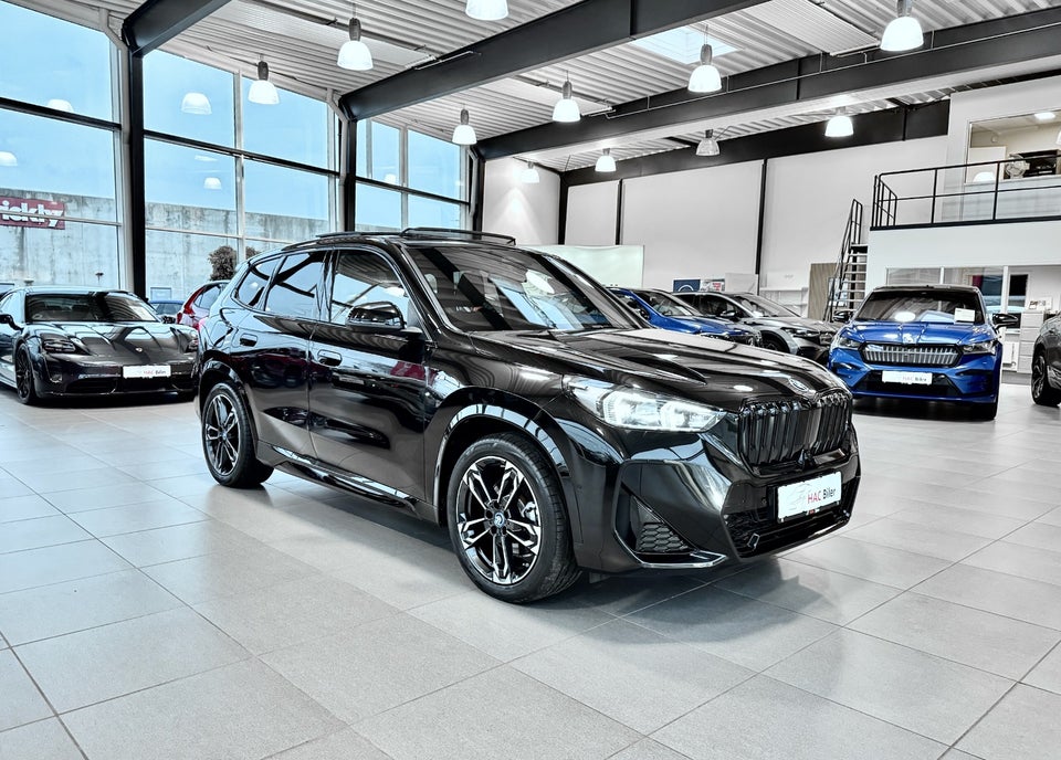 BMW iX1 xDrive30 Fully Charged M-Sport 5d