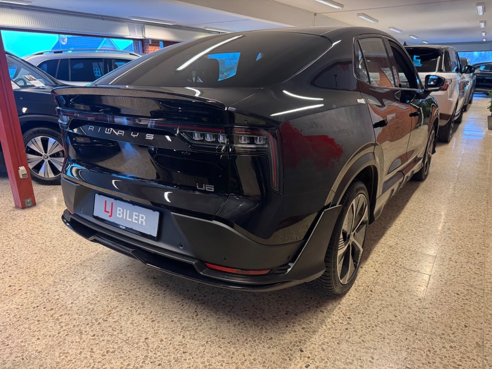 Aiways U6 Premium 5d